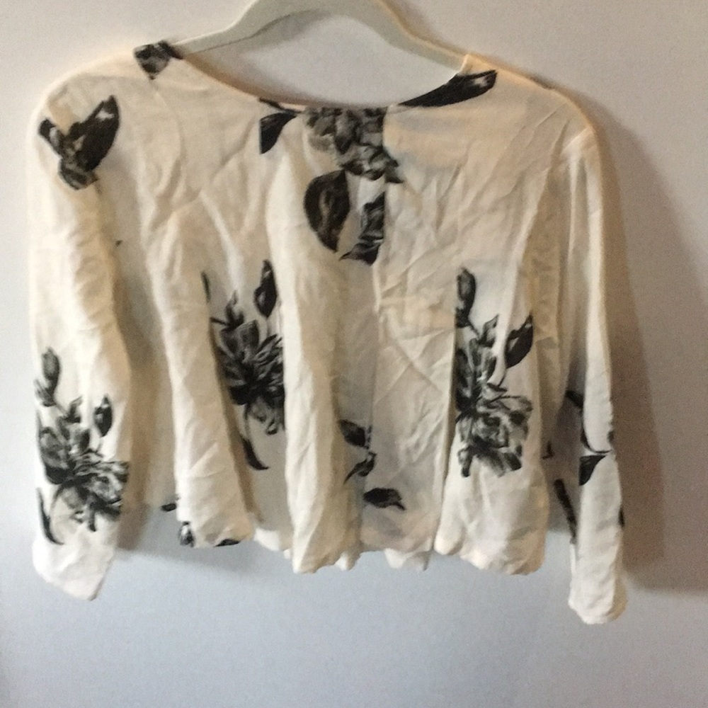 Cream floral long sleeve blouse